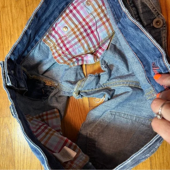 AMERICAN EAGLE SHORTIE JEAN SHORTS LADIES 8 FRAY CUT OFF LOOK VINTAGE FESTIVAL - Picture 7 of 9